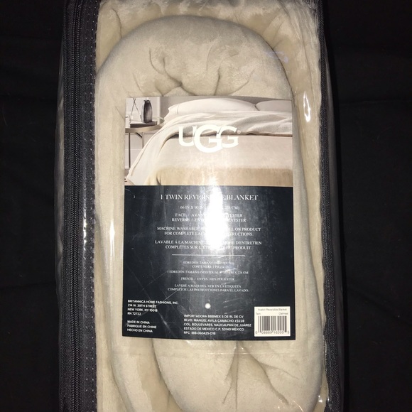 UGG Bedding Avalon Twin Ugg Comforter Unopened Poshmark